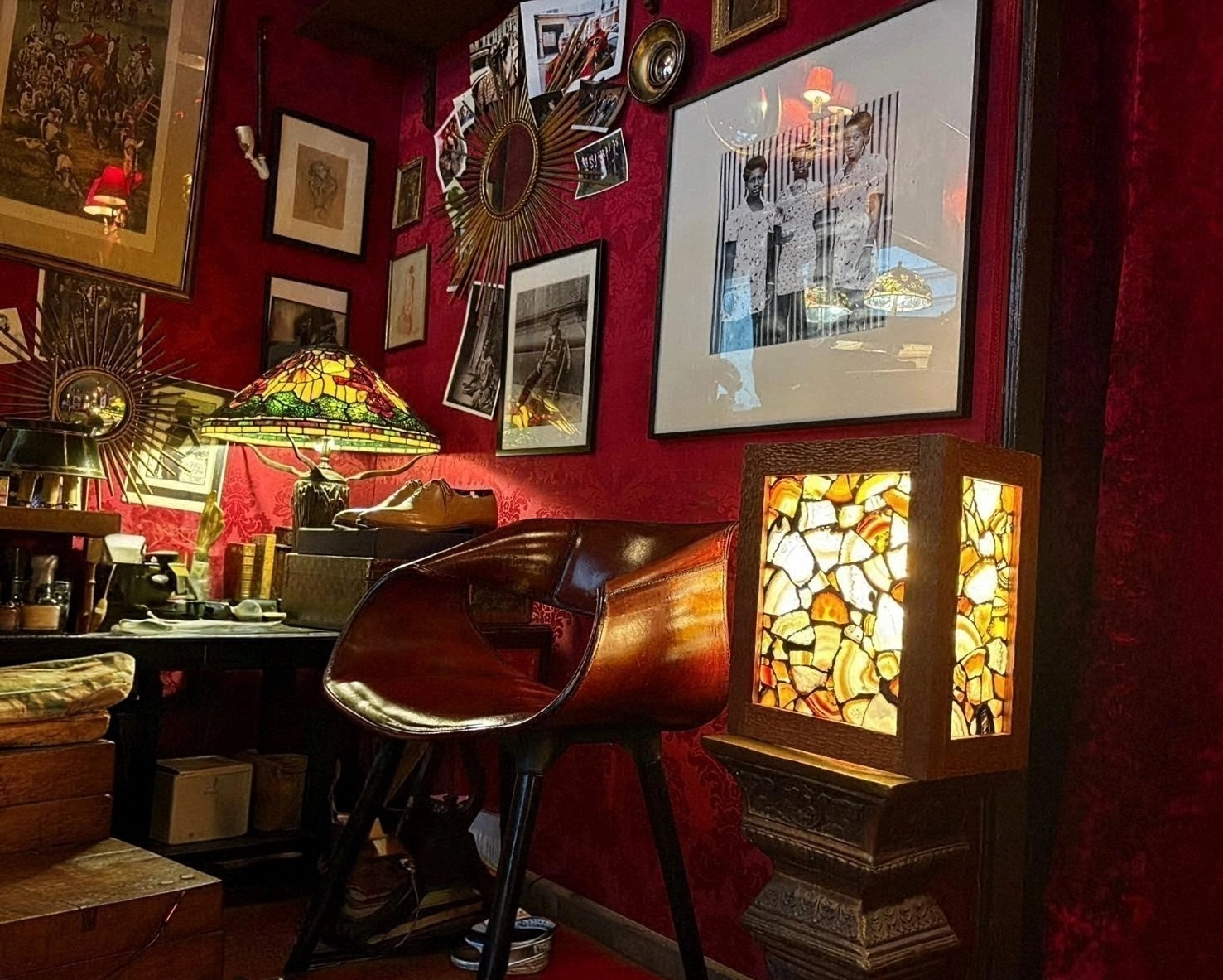 Chartres au Salon Baba, Paris VIIIe
