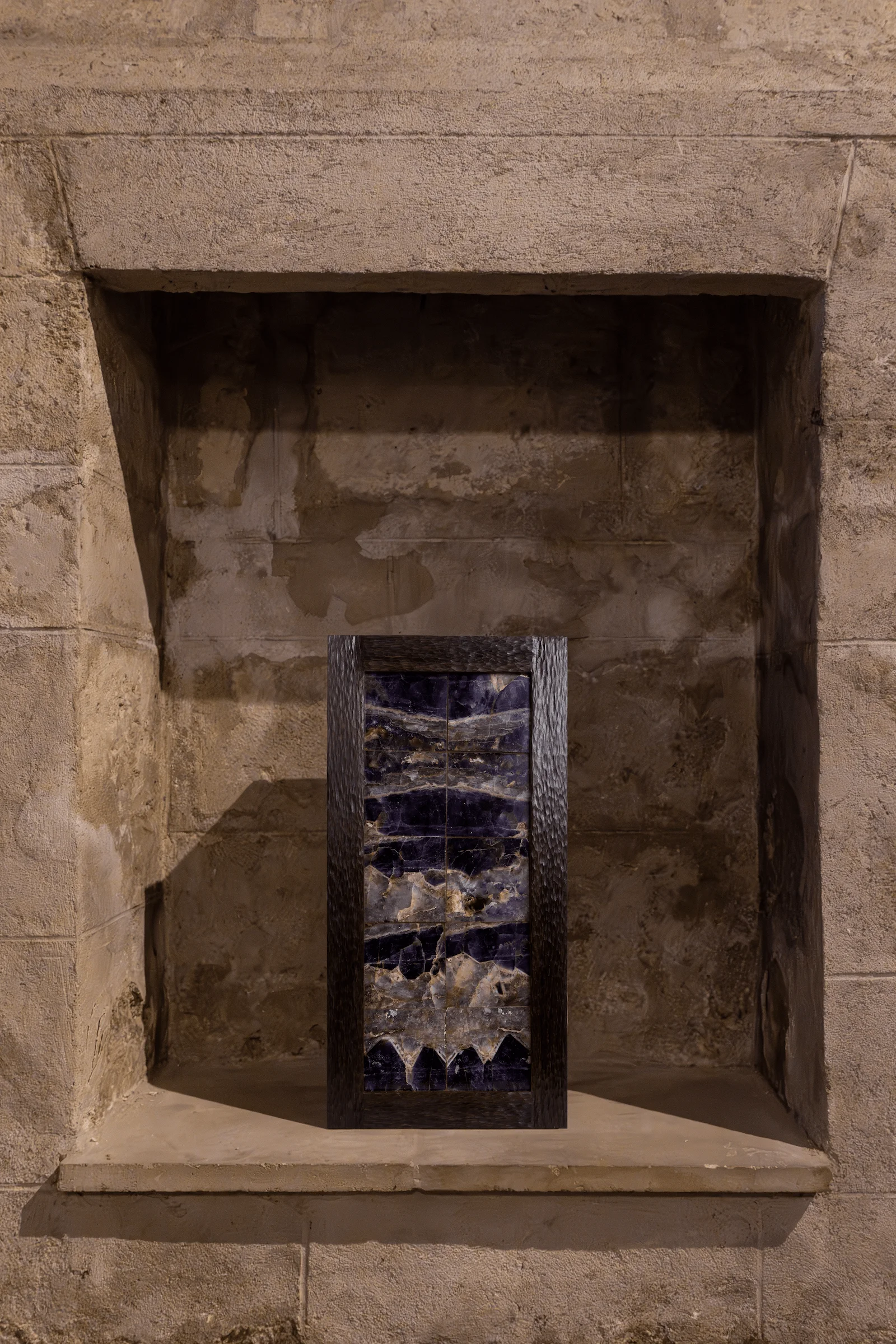 Émanation — luminaire en améthyste rétroéclairée