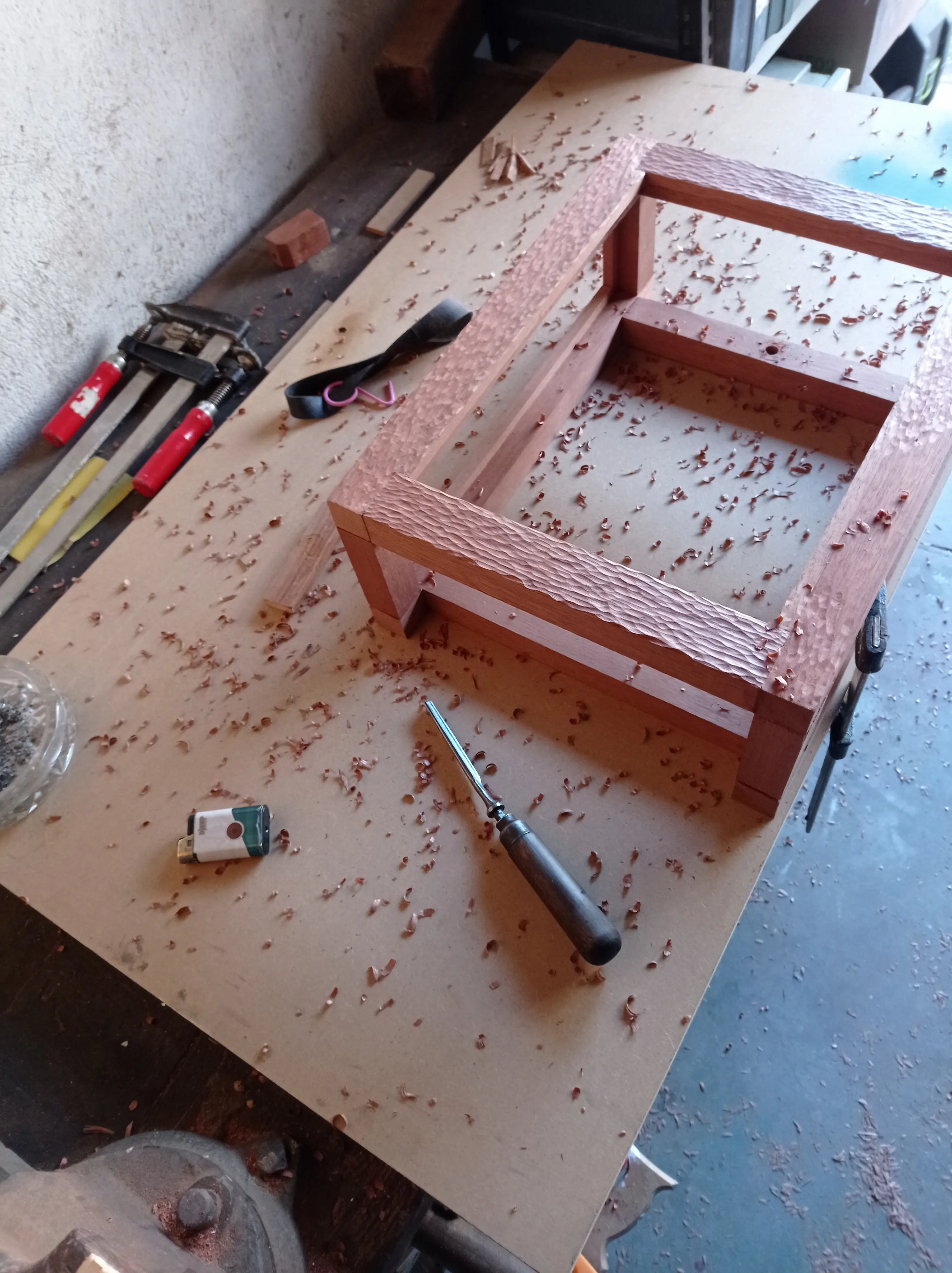 Thomas Pruvot dans son atelier
